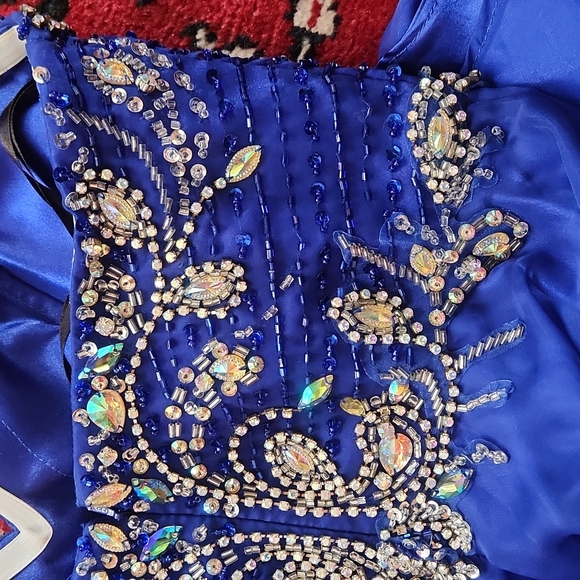 Alyce Paris 6682 Sparkle Formal Princess Dress - Picture 11 of 15